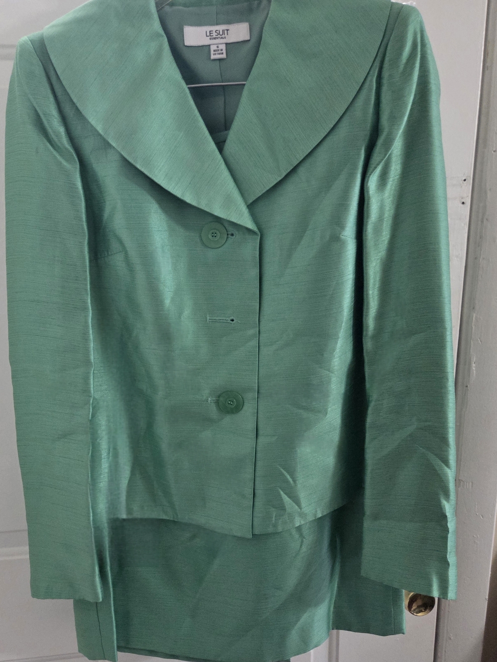 Vintage Le Suit shimmer sea green  skirt suit Beautiful 60s ensemble